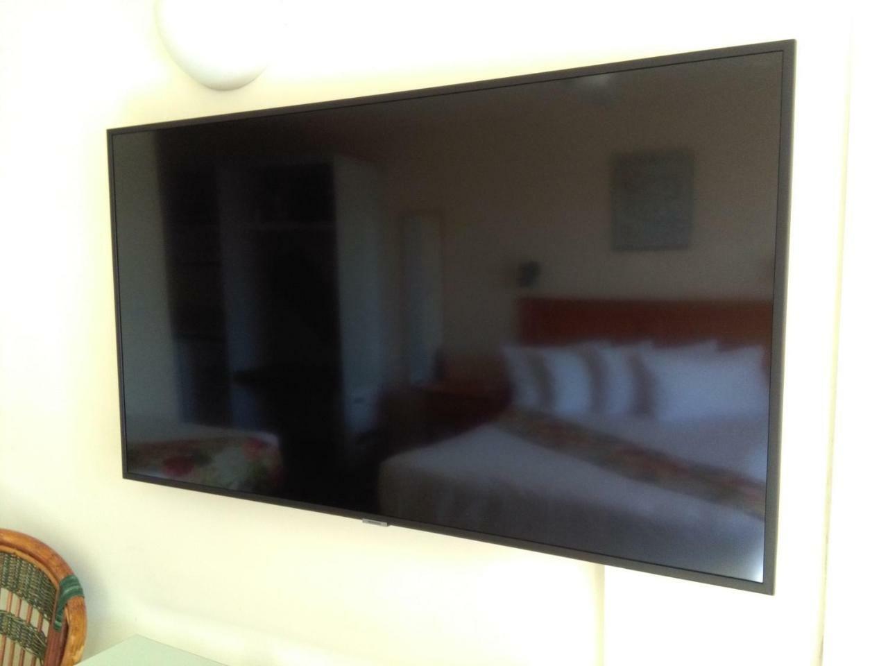 Colonial Lodge Motel 타우포 호 외부 사진